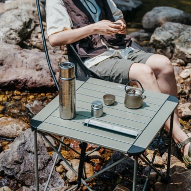 Стол складной NATUREHIKE Yamami L03 L, 69x69см, 3 кг, зеленый